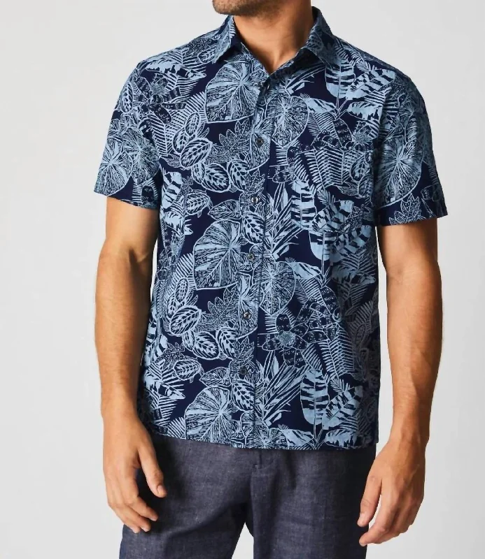 men's casual hoodies-Short Sleeve Treme Block Shirt In Indigo Botanical