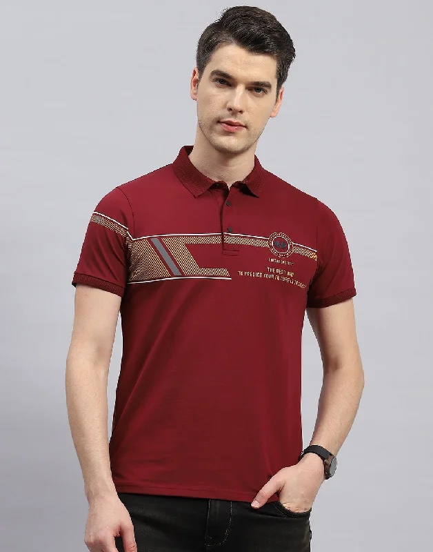 men's leather hoodies-Men Maroon Printed Polo Collar Half Sleeve T-Shirt