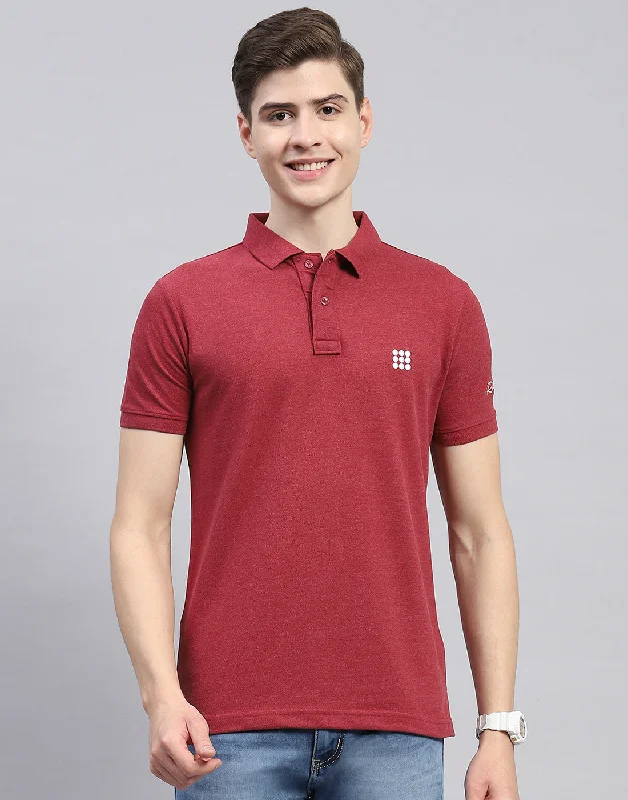 men's summer sandals-Men Maroon Solid Polo Collar Half Sleeve T-Shirt